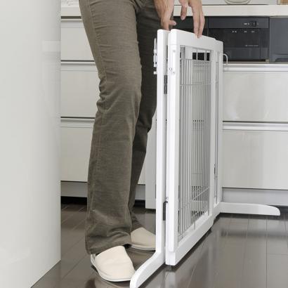 Richell Freestanding Pet Gate HL For Medium Dogs 39.4" to 70.9" Wide