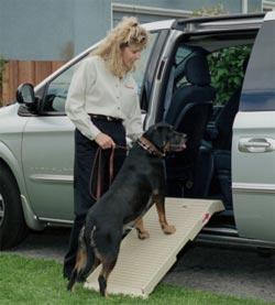 Image of PetStep PS-223 Polypropylene and Fiberglass Half Step Dog Ramp