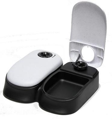 Image of Trixie Pet TX2 Automatic Food Dispenser, Dual Compartments, Dual Timer, Gray/Black