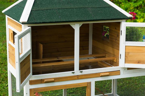 Image of Prevue Pet Chicken Coop with Herb Planter