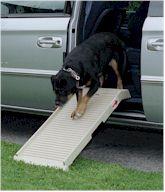 Image of PetStep PS-223 Polypropylene and Fiberglass Half Step Dog Ramp