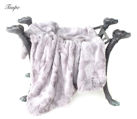 Image of Luxe Luxury Faux Fur Dog Blanket